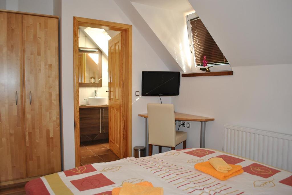 Guest House Cater Laško Habitación foto